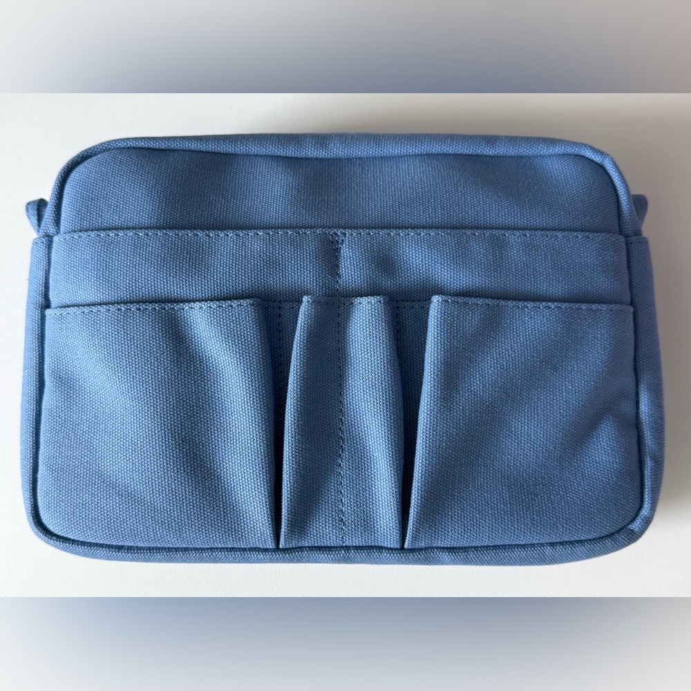 Levenger Blue Canvas Organizer Pouch |Travel Multi Pocket Zippered Bag NWT - Picture 4 of 6